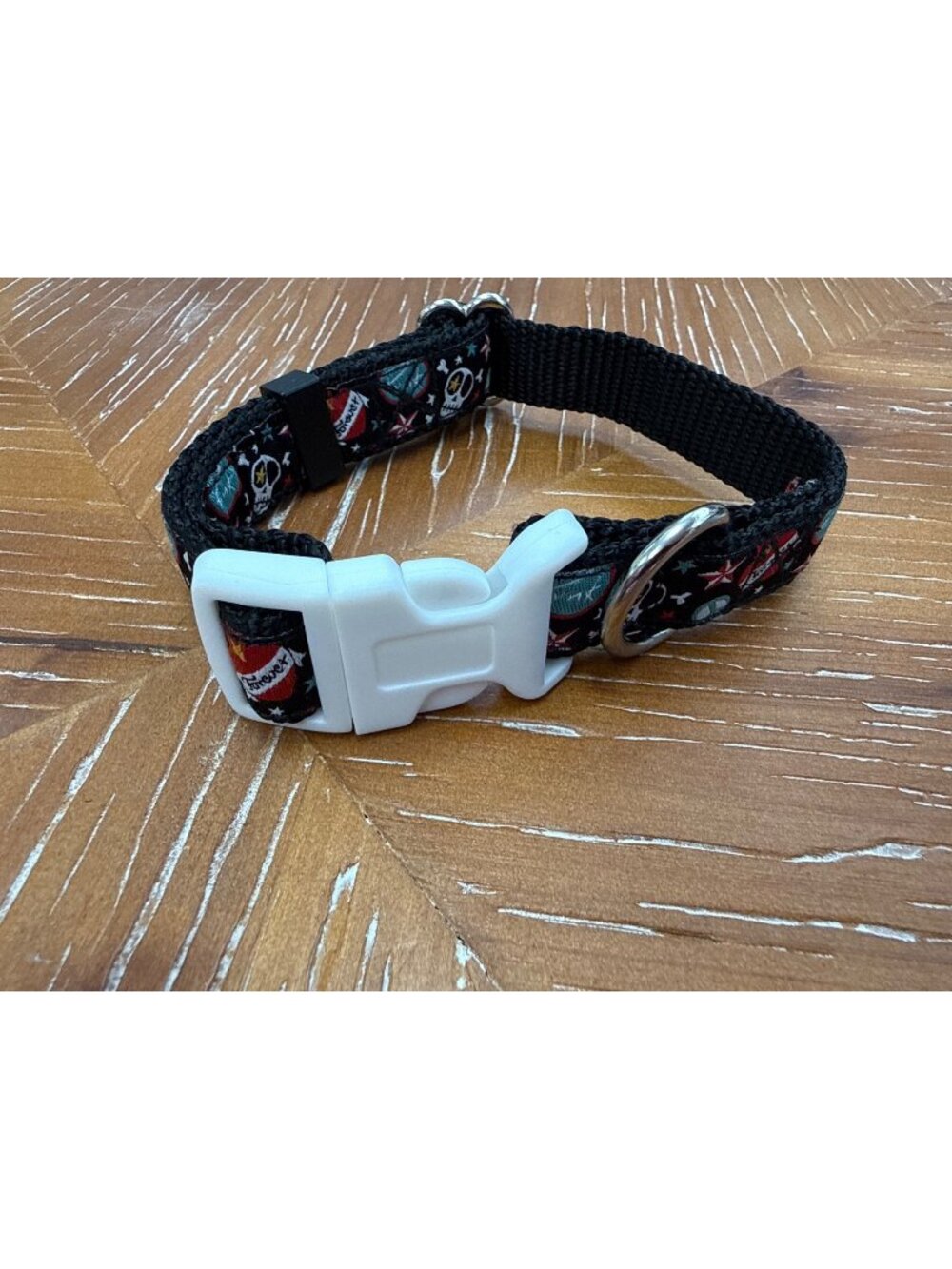 Skull & Stars Adjustable Dog Collar With D-Ring 21-24 Inches Black Red Blue Patt